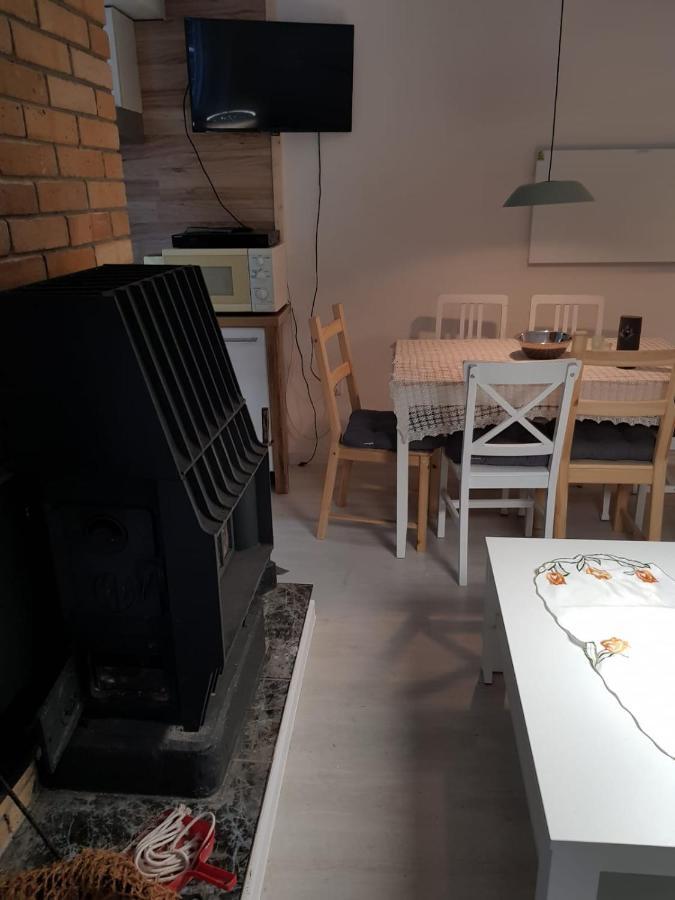 Horska Chata V Srdci Kremnickych Hor Banská Bystrica Exterior photo