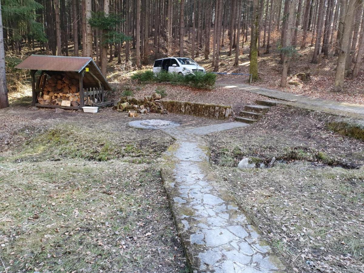 Horska Chata V Srdci Kremnickych Hor Banská Bystrica Exterior photo