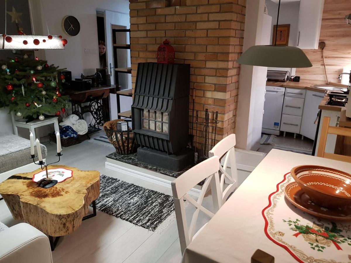 Horska Chata V Srdci Kremnickych Hor Banská Bystrica Exterior photo